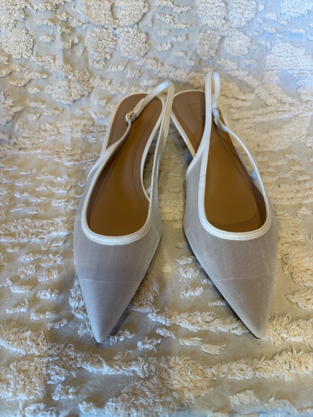Women’s Pointed Slingback Flats in white#615